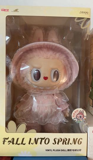 还是没忍住入手了大花花，娃还是很不错的，唯一遗憾的就是盒子有点运损，🥹🥹🥹