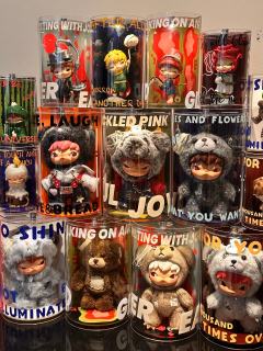 通吃搪胶娃娃哦～还可以亮灯！！💡真的太好搭啦🎉
