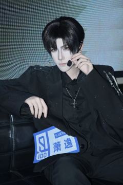 诡秘你的黑发泪痣男更新了…