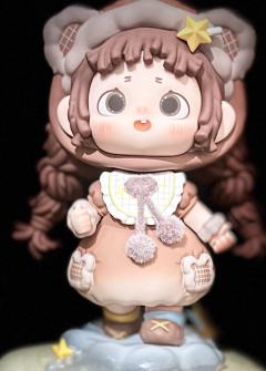 芙芙好呆萌样子，看流星划过天空时