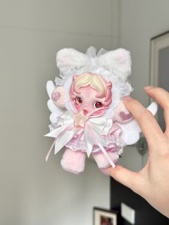 真的找不到理由来拒绝这么甜美可爱的抱抱幽灵
完全美少女战士来