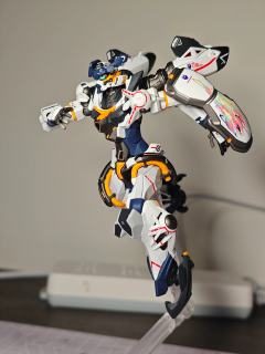 淘到的喷涂改色版本，这配色还真挺顺眼的，可动还真不错