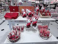  糖葫芦KT这么可爱 小孩子才做选择 我都要