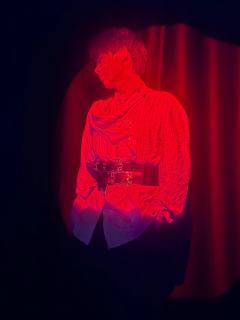 【含剧透】
金总笔下的思辨如同郭敬明笔下的爱情
————纯欲