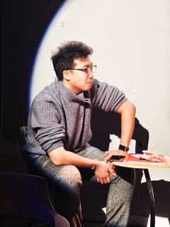 4小时换个人生，老本好好玩真的说累了。

如何定义自己？如何