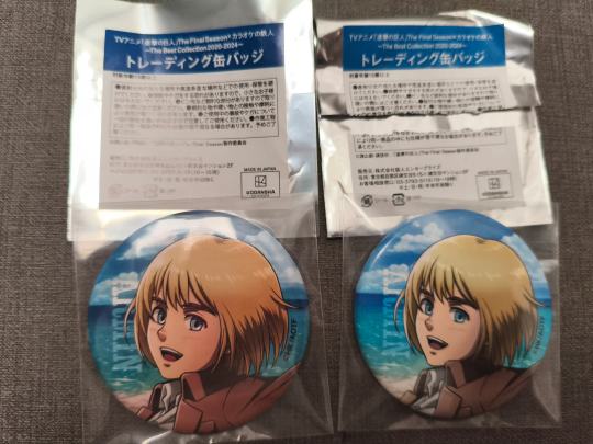 左拼多多，右闲鱼，原袋在这，帮评真伪谢谢~^0^^0^