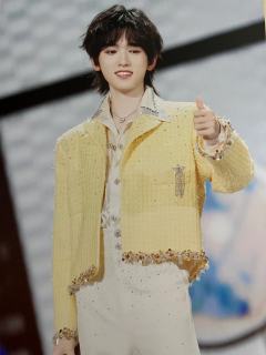 蓝白直接结束比赛太帅了轩