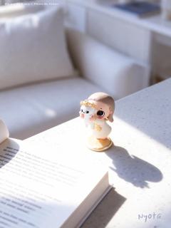 Nyota总是能在忙碌的生活琐碎中
治愈到我
真的是一个很温