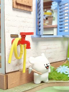 当然比手办更可爱啦！
谁不喜欢又小又萌的bb呢
尤其是跟微缩