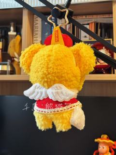 其实是用柠檬小熊耳机包改娃的哦！感觉和圣诞节和星星人真的是太