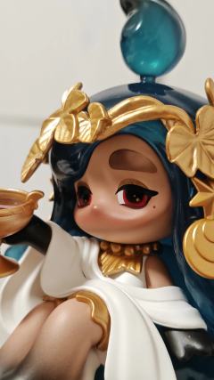 欢愉是古希腊酒神庆典上情感的迷醉，秩序是古罗马森严体系中法律