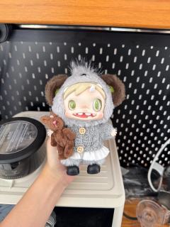 丑萌的宝拉就这样治愈一切不开心🥰
眼中亮晶晶像是有星星
纯