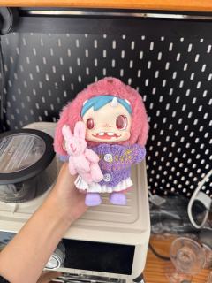 丑萌的宝拉就这样治愈一切不开心🥰
眼中亮晶晶像是有星星
纯