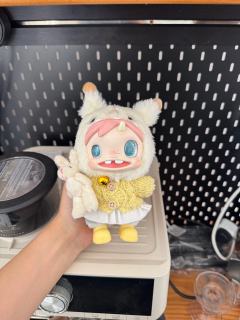 丑萌的宝拉就这样治愈一切不开心🥰
眼中亮晶晶像是有星星
纯