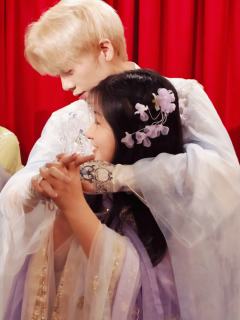 恋陪的王,沪上第一dm,名不虚传。
反拍璃火,又名碌碌无为的