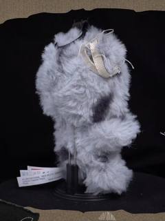 雾野将至的直播间实物展示，毛茸茸的，感觉还不错。