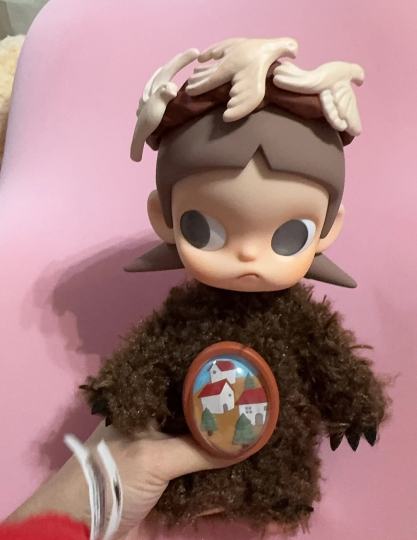 娃是买了，衣服不舍得买😂