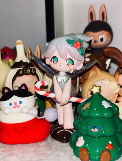 等了整整一年后，Azura回来了记得最后一次上新应该是去年11月吧然鹅，不知道这一回国内会不会发售😭😭😭