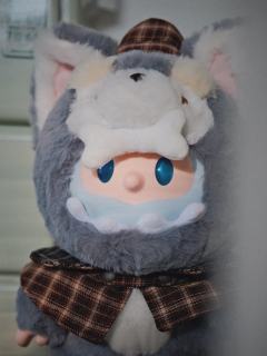 拥有的第四个Bob搪胶。这个颜色和设计我很喜欢。目前排名第一