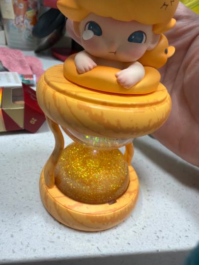 正确的打开方式原来是上面的沙漏完，出现了天使光⭕