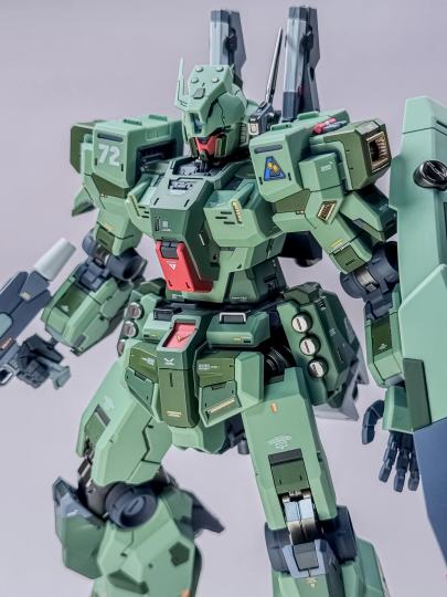 这捷达料子是有点软，但组合度细节之类的还好，预定到货也挺快，无奈我拼的太慢……