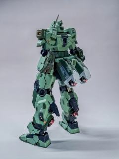 这捷达料子是有点软，但组合度细节之类的还好，预定到货也挺快，