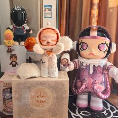 冬日里的一轮白月，温柔浪漫✨