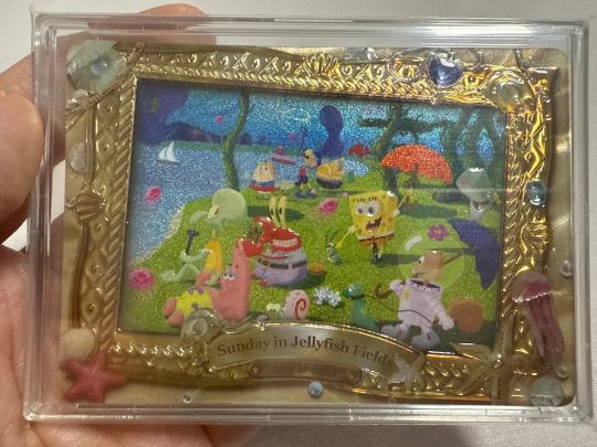 这是海绵这一弹我个人最最最喜爱的一张卡，比限编好看多了～第一张高卡就是它，海绵爱我！