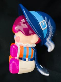 第一眼被配色吸引，细节也很到位！——异色款午夜药剂师。