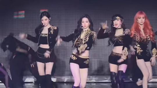 四小妈继续权威🤩