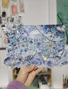 起码用了五种雪花元素的胶带，真的太爽了。
从打草图到备料到成