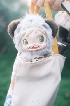 Polar的小怪物毛绒已经可爱到另一个level了
她带着勇