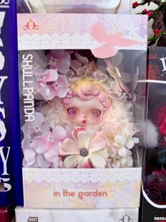 最近买了花园的展示盒，自己又搭配了一下超好看😍，每个都赏心