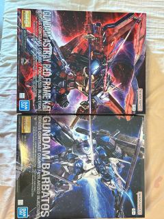 凑一对，就爱堆积，感觉板件的配色没巴巴托斯的好看