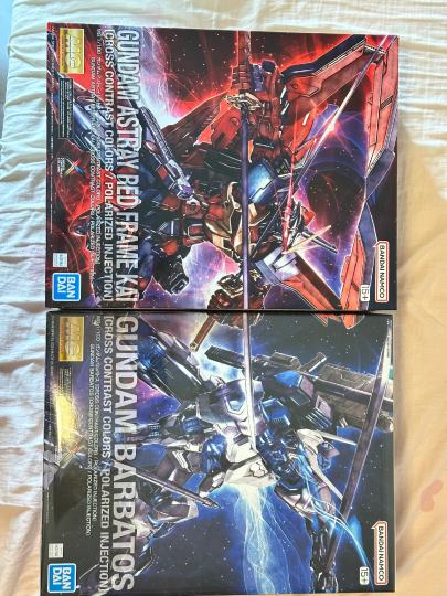 凑一对，就爱堆积，感觉板件的配色没巴巴托斯的好看