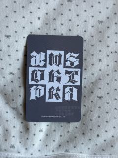 【am幸运卡冬真假鉴别】
前几张是真卡细节图 后边是真假对比