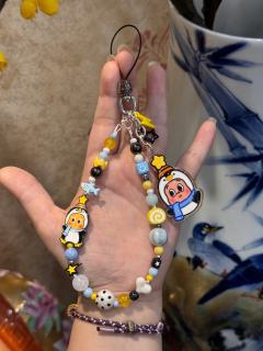       家人们！新上的企鹅星星人手机链直接美到我心坎里 