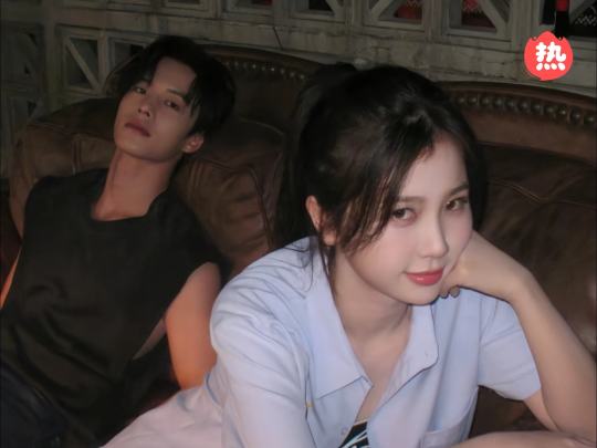 这个下车我看一百遍 这两套简直女神来的！！ # 双轨