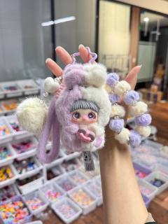 原来难过不用自己扛，有一个毛茸茸的情绪搭子在身边，空气都会变