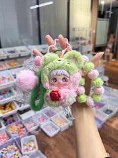 原来难过不用自己扛，有一个毛茸茸的情绪搭子在身边，空气都会变