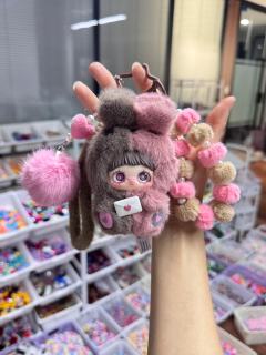 原来难过不用自己扛，有一个毛茸茸的情绪搭子在身边，空气都会变