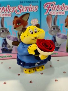 谁懂啊！花花动物城盲盒把浪漫焊在DNA里了💐
迪士尼女孩直