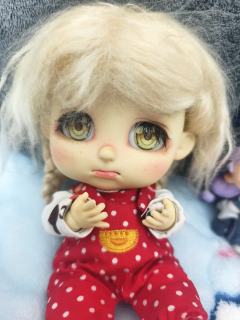 这小表情也是一样一样的