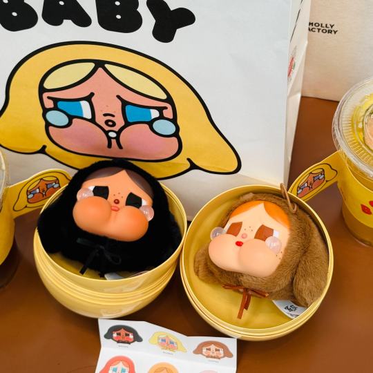 特展两发扭蛋就是两个心愿款！！太开心了！什么时候能欧我一下搪胶抽选中签呜呜呜