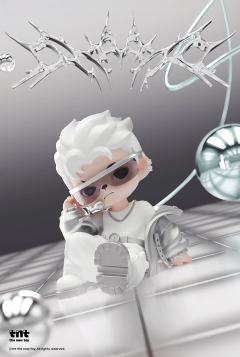 最喜欢妹妹了，甜甜惹人爱，其次就是白毛哥哥舞台王者，图片顺序