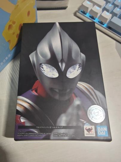 腰舍不得掰啊，就怕裂了