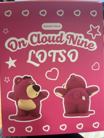 闲置出售｜52TOYS 草莓熊 限定吊卡 全新未拆

📝 物品描述

个人收藏的52TOYS草莓熊限定吊卡，全新未拆封，塑封完好。购买后一直妥善存放，现因整理收藏空间忍痛转让。

🏷️ 商品关键信息
