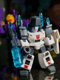 布鲁可星辰版第四弹端盒拿下！这一弹的钢索是我最想要的了！
涂