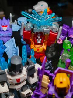 布鲁可星辰版第四弹端盒拿下！这一弹的钢索是我最想要的了！
涂