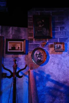 悬疑恐怖话剧《天黑请闭眼》是有点意思

整个剧目还是有一点点